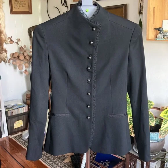 🖤 SOLD 🖤 Black Fitted Wool Blazer Jacket with Lace Trim by Elie Tahari ~ 4 - Picture 5 of 14